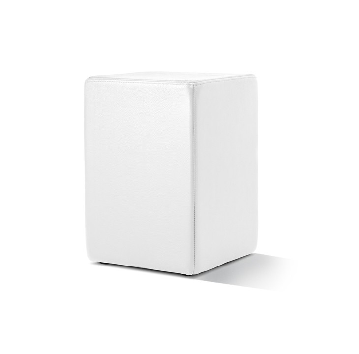 pomp-hocker-schneeweiss